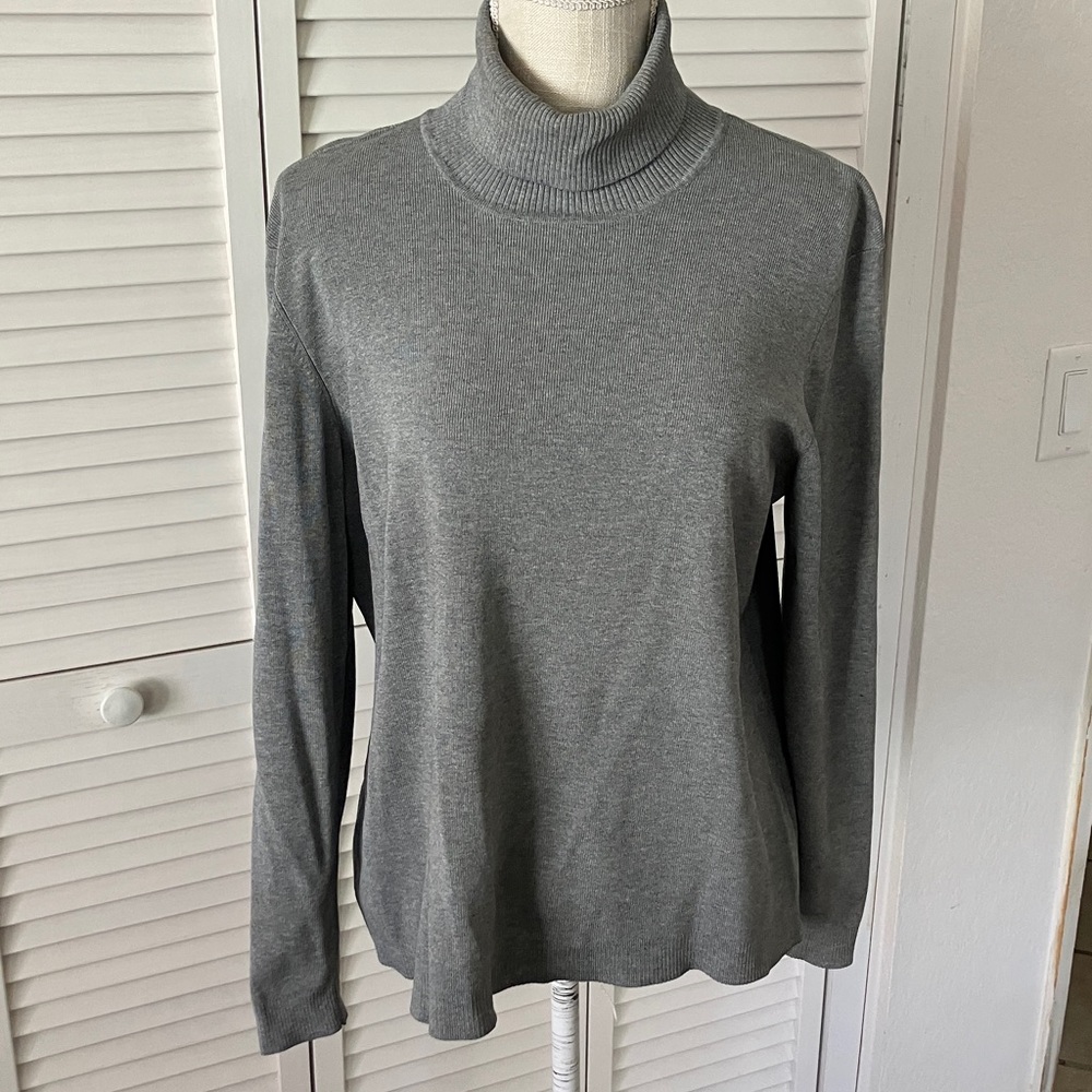Chico's Gray Ribbed Turtleneck Sweater Size XL (3) Silk Blend